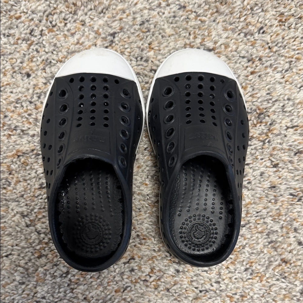 Kids Native Black and White Slip-On Shoes 6C